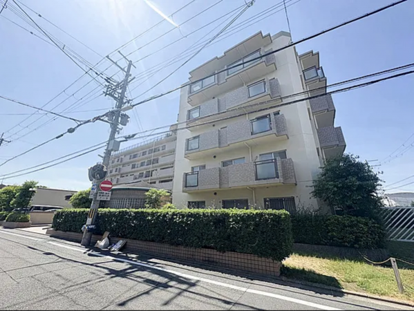 京都市伏見区深草関屋敷町、マンションの画像です
