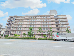 京都市伏見区淀木津町、マンションの画像です