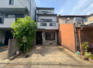 京都市伏見区深草寺内町、中古一戸建ての画像です