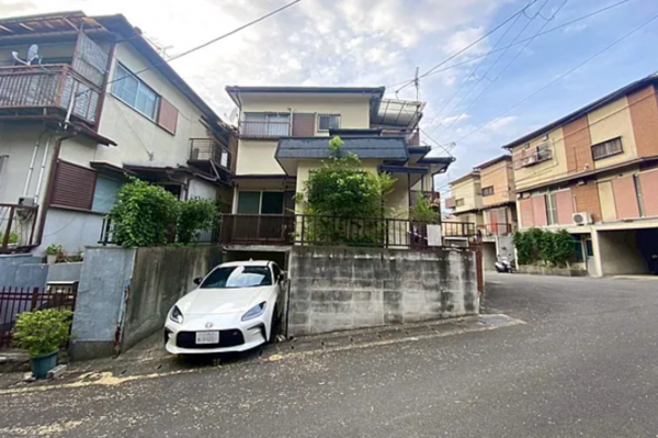 京都市伏見区深草馬谷町、中古一戸建ての画像です