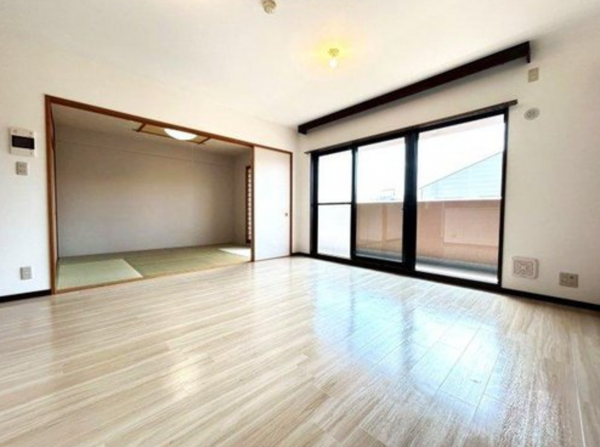 京都市伏見区新町、マンションの画像です