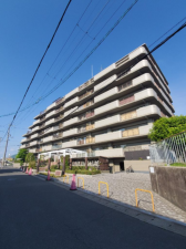京都市伏見区石田大山町、マンションの画像です