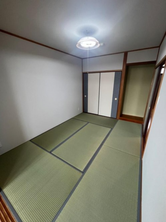 京都市伏見区醍醐構口町、マンションの画像です