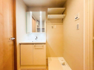 京都市南区久世上久世町、マンションの画像です
