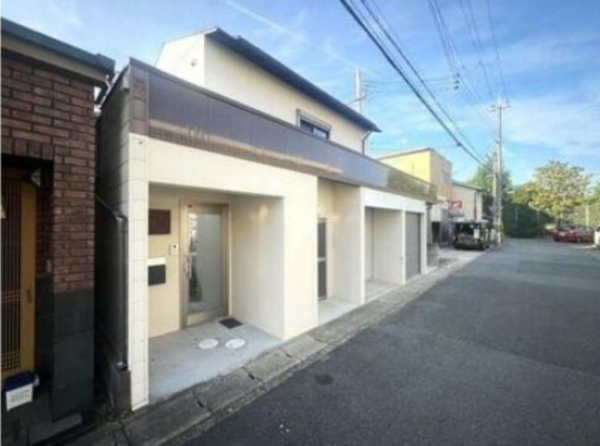 京都市南区上鳥羽山ノ本町、中古一戸建ての画像です