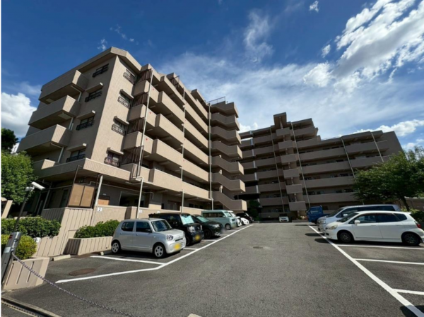 京都市伏見区日野西風呂町、マンションの画像です