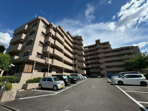 京都市伏見区日野西風呂町、マンションの画像です