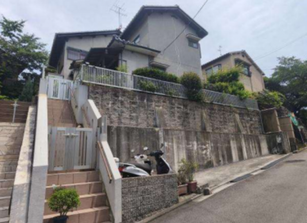 京都市伏見区深草願成町、中古一戸建ての画像です