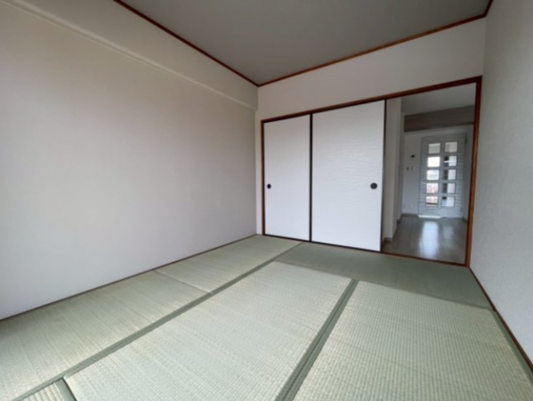 京都市南区東九条西河辺町、マンションの画像です
