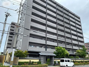 京都市伏見区淀木津町、マンションの画像です
