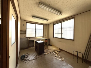 京都市南区東九条中御霊町、中古一戸建ての画像です