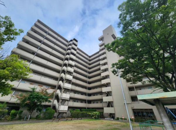 京都市伏見区川東町、マンションの画像です