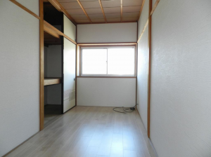 京都市伏見区羽束師鴨川町、収益物件/住宅の画像です