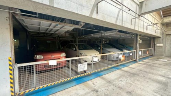 京都市伏見区深草新門丈町、マンションの画像です