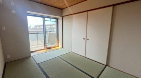 京都市伏見区深草新門丈町、マンションの画像です