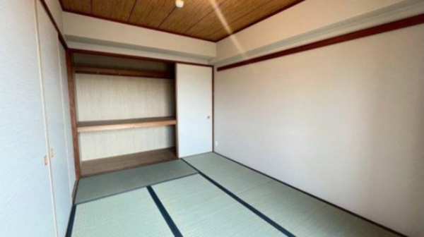 京都市伏見区深草新門丈町、マンションの画像です