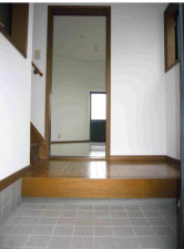 京都市伏見区久我森の宮町、収益物件/住宅の画像です