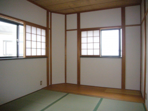 京都市伏見区久我森の宮町、収益物件/住宅の画像です