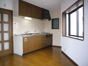 京都市伏見区久我森の宮町、収益物件/住宅の画像です