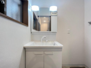 京都市伏見区桃山町泰長老、中古一戸建ての画像です