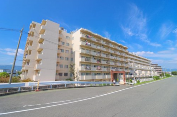 京都市南区久世上久世町、マンションの画像です