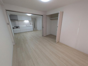 京都市伏見区深草出羽屋敷町、マンションの画像です