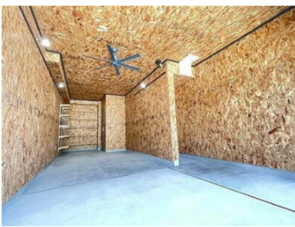 京都市伏見区羽束師志水町、収益物件/住宅の画像です