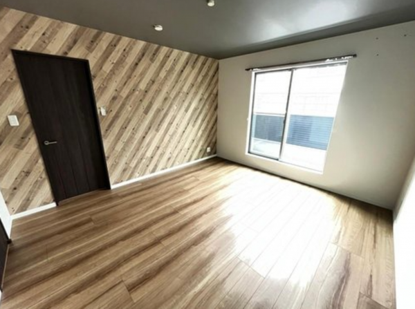 京都市伏見区久我森の宮町、中古一戸建ての画像です