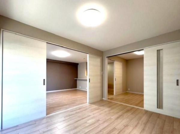 京都市伏見区深草出羽屋敷町、マンションの画像です