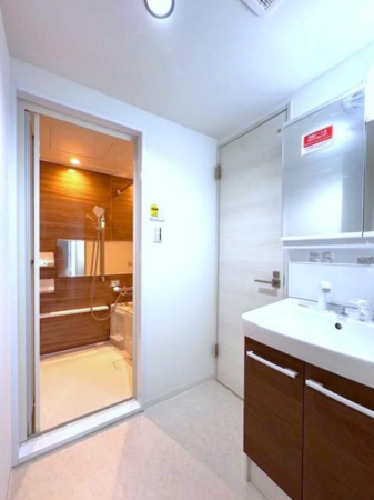 京都市伏見区深草出羽屋敷町、マンションの画像です