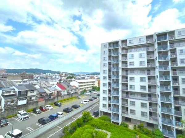 京都市伏見区深草出羽屋敷町、マンションの画像です