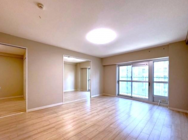 京都市伏見区深草出羽屋敷町、マンションの画像です