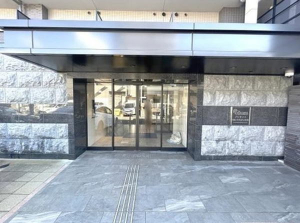 京都市南区東九条西河辺町、マンションの画像です