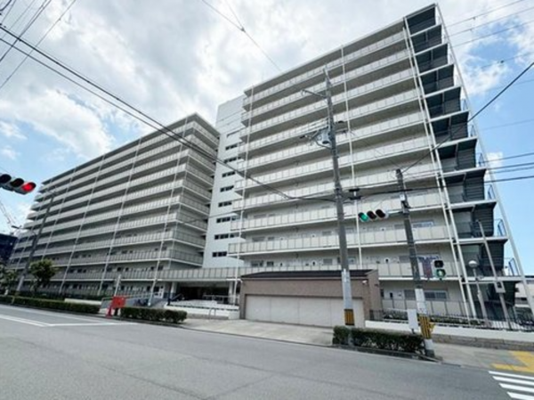 京都市伏見区深草西浦町、マンションの画像です