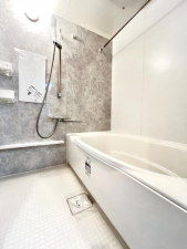 京都市伏見区東柳町、マンションの画像です