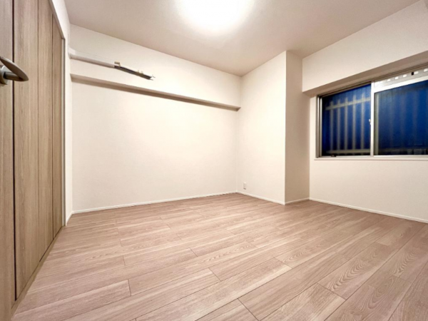 京都市伏見区東柳町、マンションの画像です