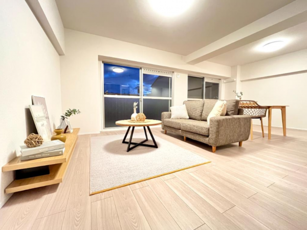 京都市伏見区東柳町、マンションの画像です