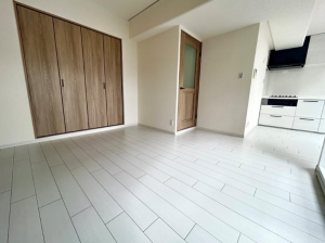 京都市南区久世上久世町、マンションの画像です