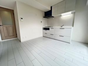 京都市南区久世上久世町、マンションの画像です