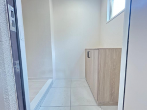 京都市南区久世上久世町、マンションの画像です