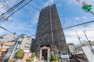 朝霞市本町、マンションの外観画像です