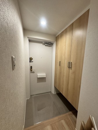 朝霞市膝折町、マンションの画像です
