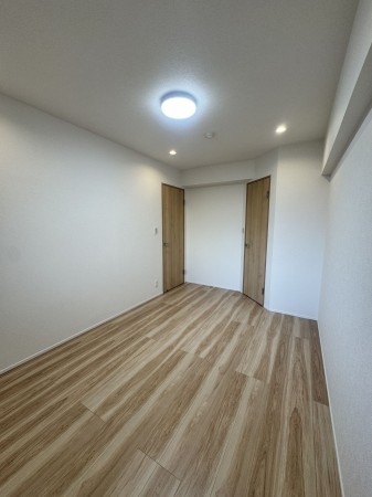 朝霞市膝折町、マンションの画像です