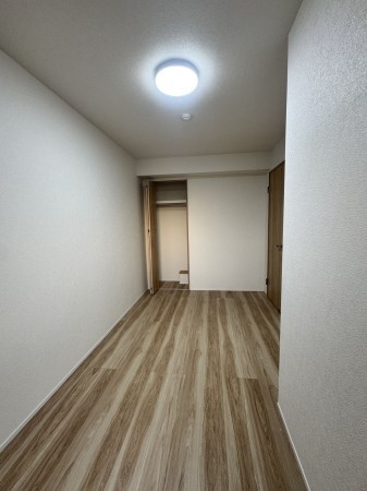 朝霞市膝折町、マンションの画像です