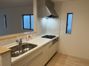 朝霞市宮戸、新築一戸建てのキッチン画像です