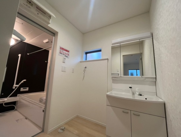 朝霞市宮戸、新築一戸建ての洗面画像です