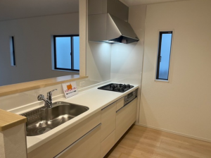 朝霞市宮戸、新築一戸建てのキッチン画像です