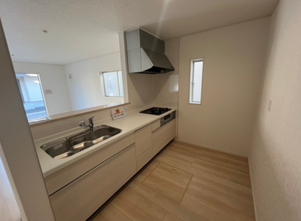 朝霞市宮戸、新築一戸建てのキッチン画像です