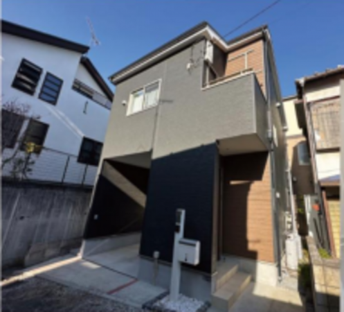 朝霞市宮戸、中古一戸建ての外観画像です