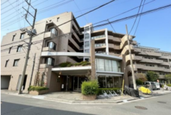 朝霞市幸町、マンションの外観画像です